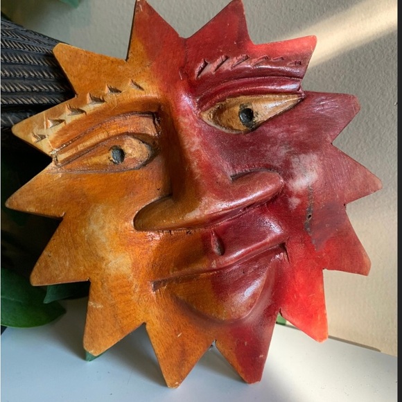 Vintage Wooden Sun Face - Picture 2 of 5